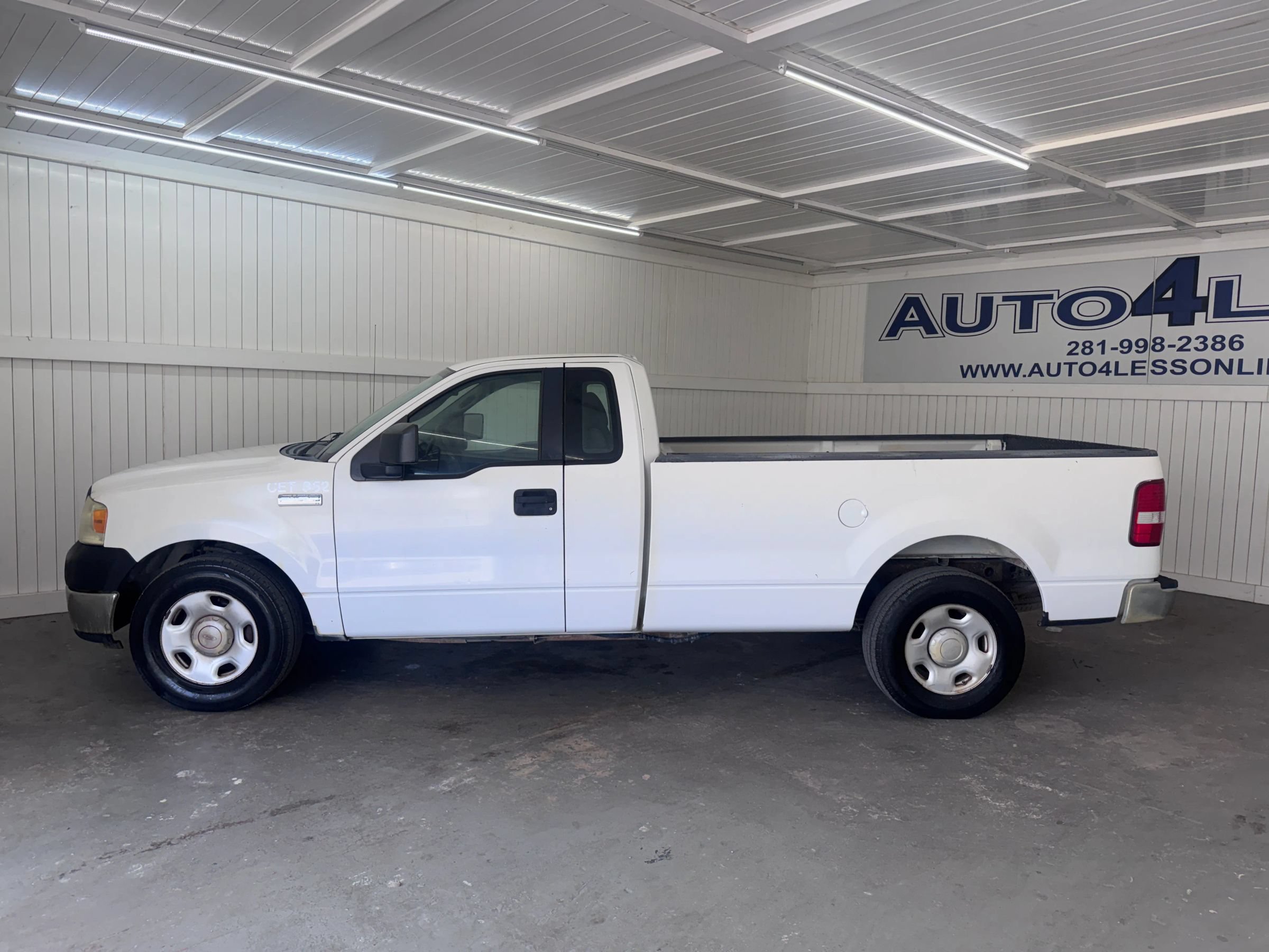 Used 2005 Ford F150 XL RWD image 8