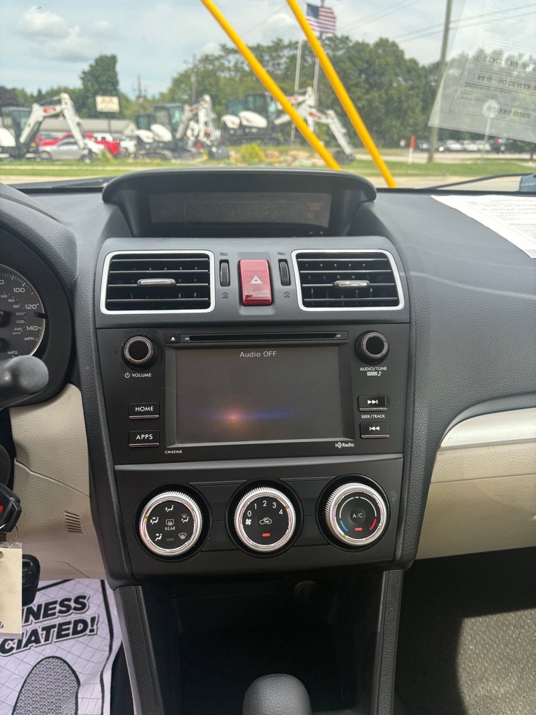 Used 2015 Subaru Impreza 2.0i AWD/4WD image 19