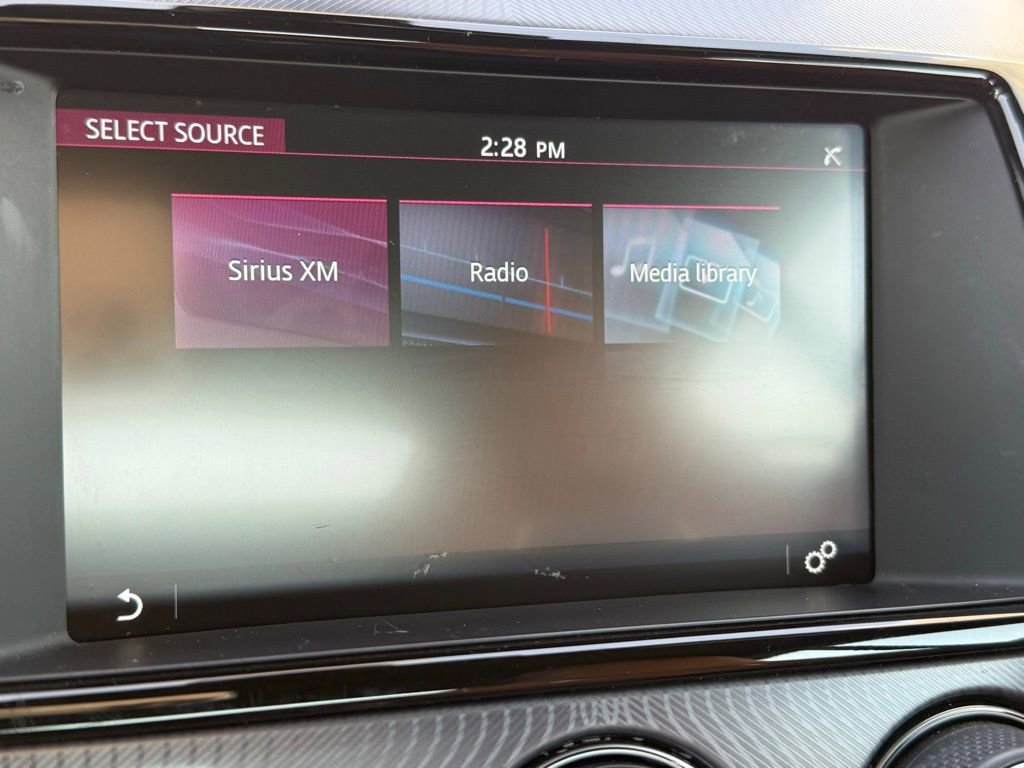 Used 2018 Jaguar F-TYPE R-Dynamic image 10