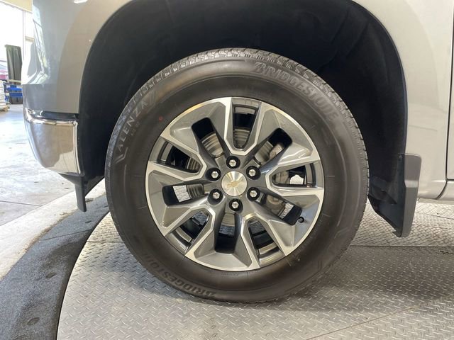 Used 2023 Chevrolet Silverado 1500 LT image 10