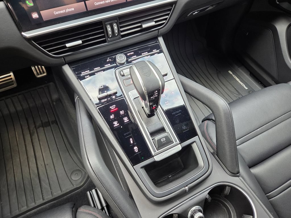 Certified 2023 Porsche Cayenne GTS AWD/4WD image 14