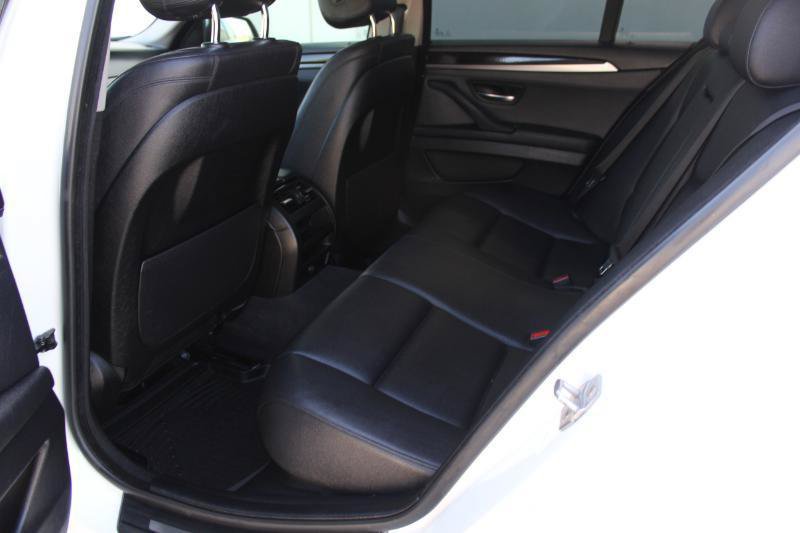 Used 2016 BMW 528i Sedan RWD image 12