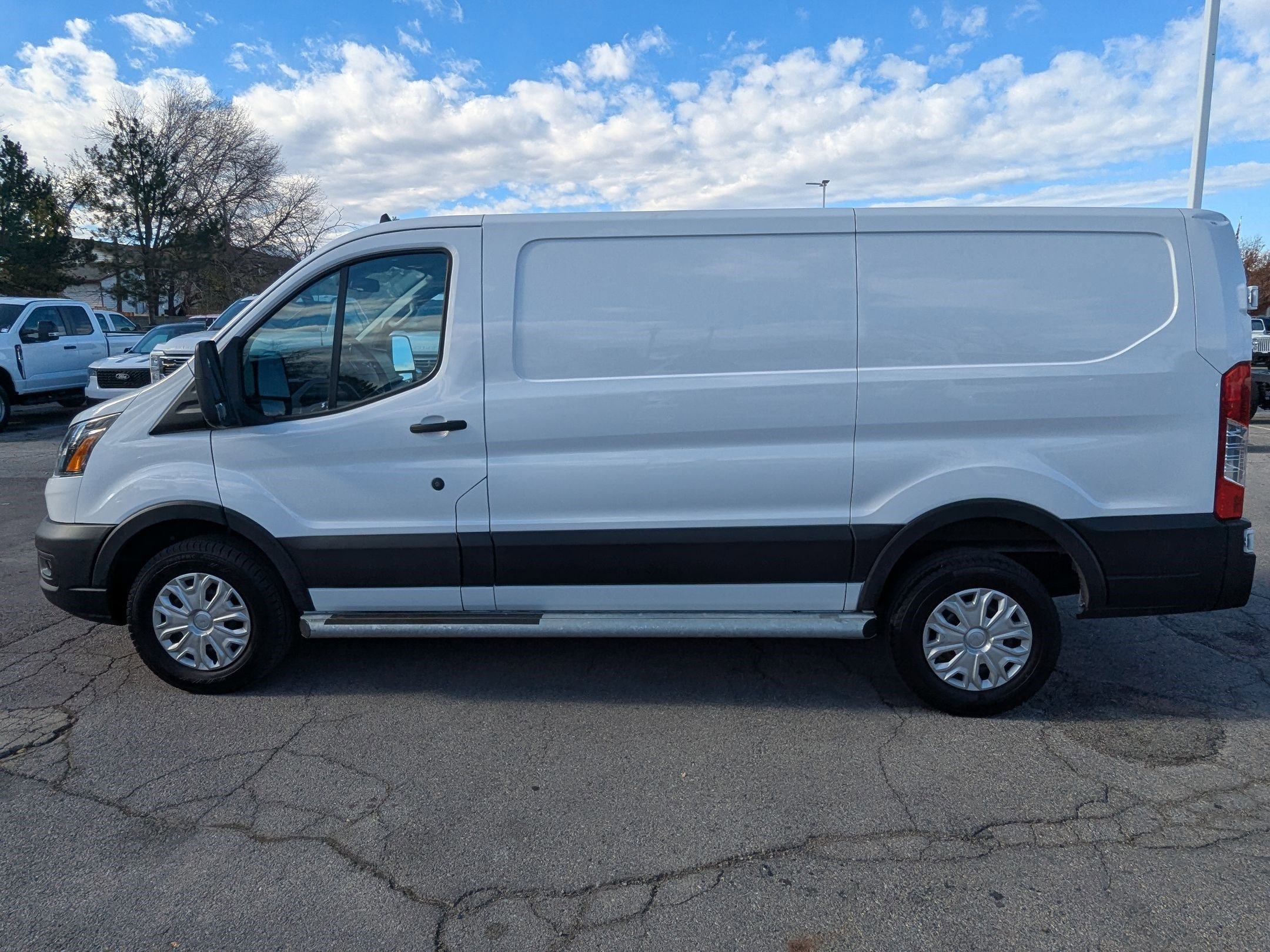 Used 2024 Ford Transit 250 Low Roof w/ Exterior Upgrade Package image 9