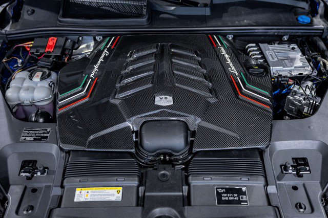 Used 2024 Lamborghini Urus Performante image 10