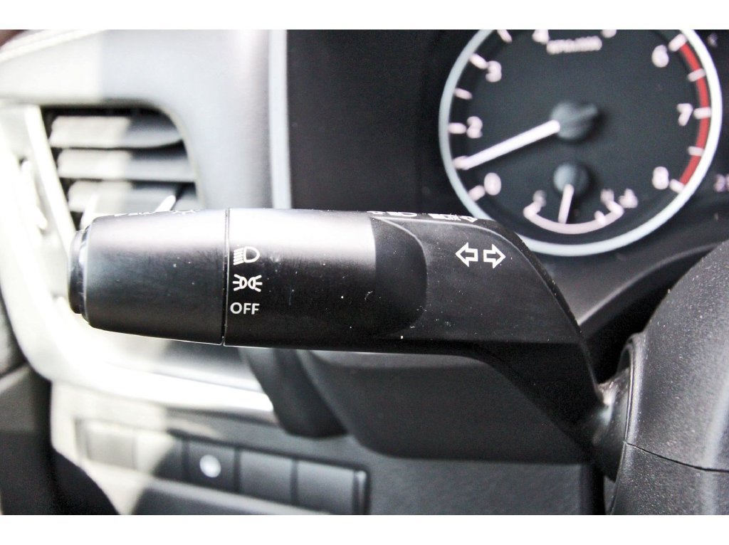 Used 2023 Nissan Rogue SV FWD image 17