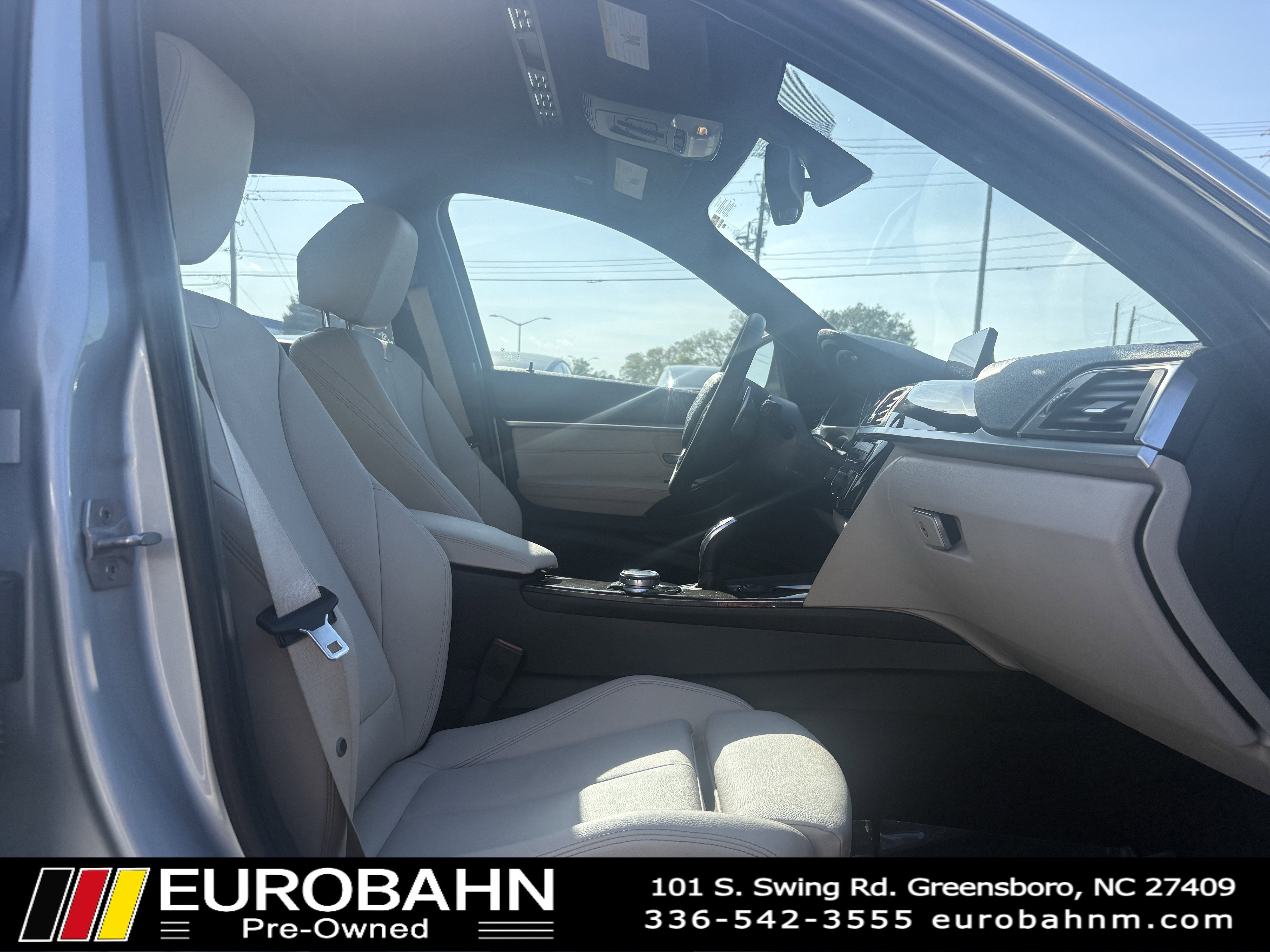 Used 2017 BMW 330i Sedan image 14