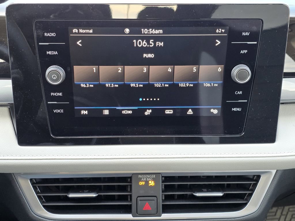 New 2026 Volkswagen Taos SEL image 12