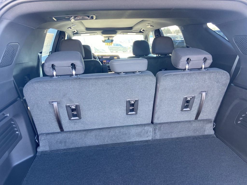 New 2026 Chevrolet Traverse LT w/ Enhanced Driving Package FWD image 11