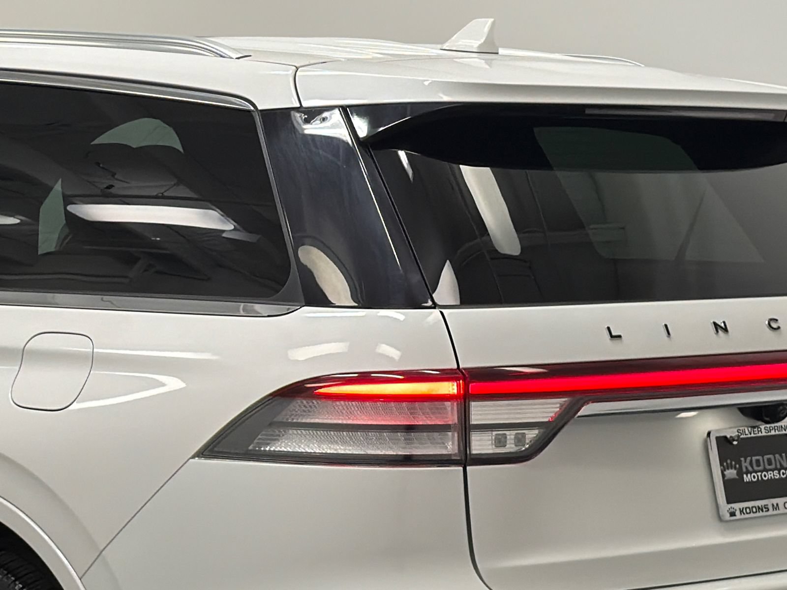 Used 2020 Lincoln Aviator Black Label Grand Touring w/ Class IV Trailer Tow Package AWD/4WD image 8