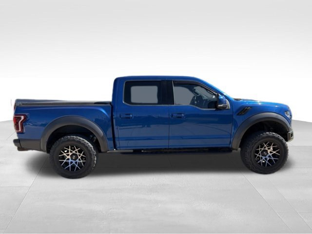 Used 2017 Ford F150 Raptor w/ Equipment Group 802A Luxury AWD/4WD image 4