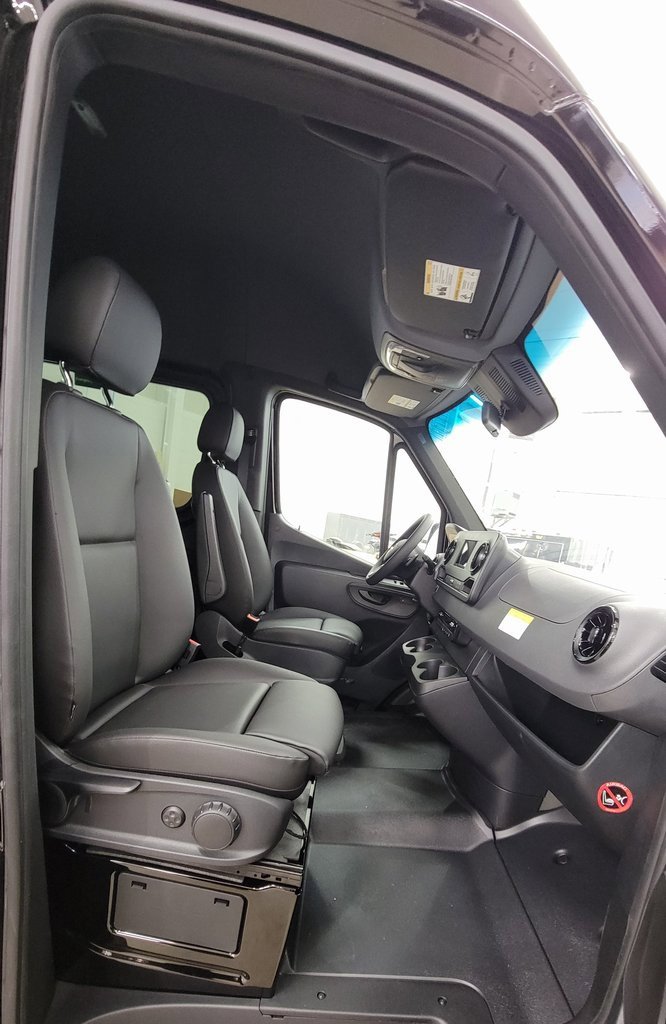 New 2024 Mercedes-Benz Sprinter 2500 image 11