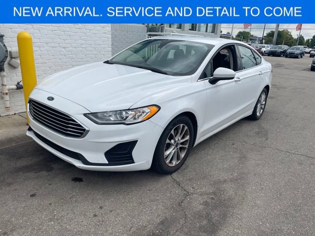 Used 2020 Ford Fusion SE FWD image 1