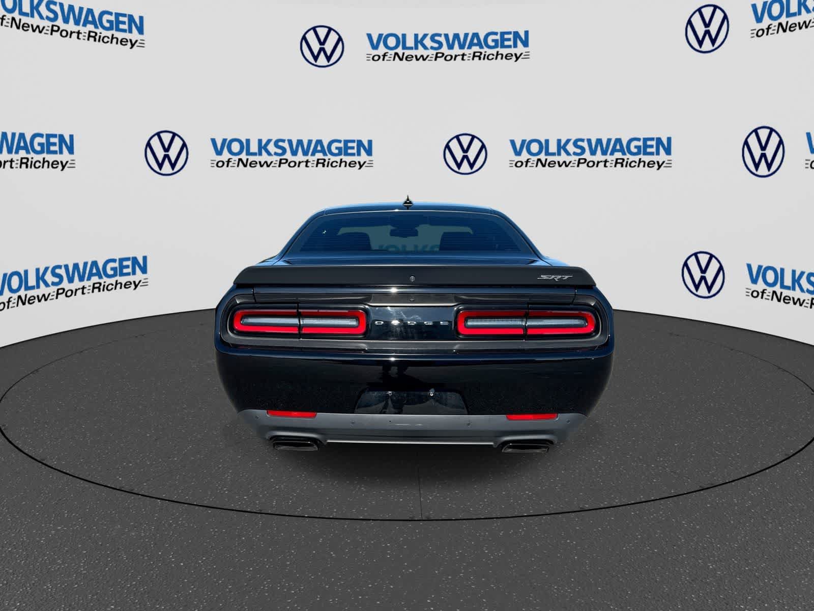 Used 2016 Dodge Challenger SRT Hellcat RWD image 13