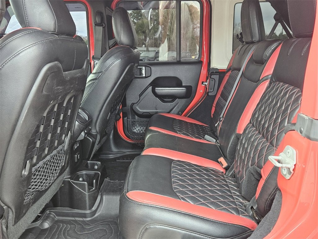 Used 2018 Jeep Wrangler Unlimited Rubicon w/ Dual Top Group image 11