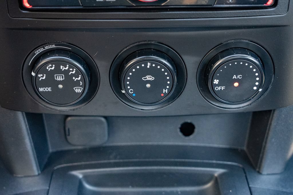 Used 2007 MAZDA MX-5 Miata Touring RWD image 14