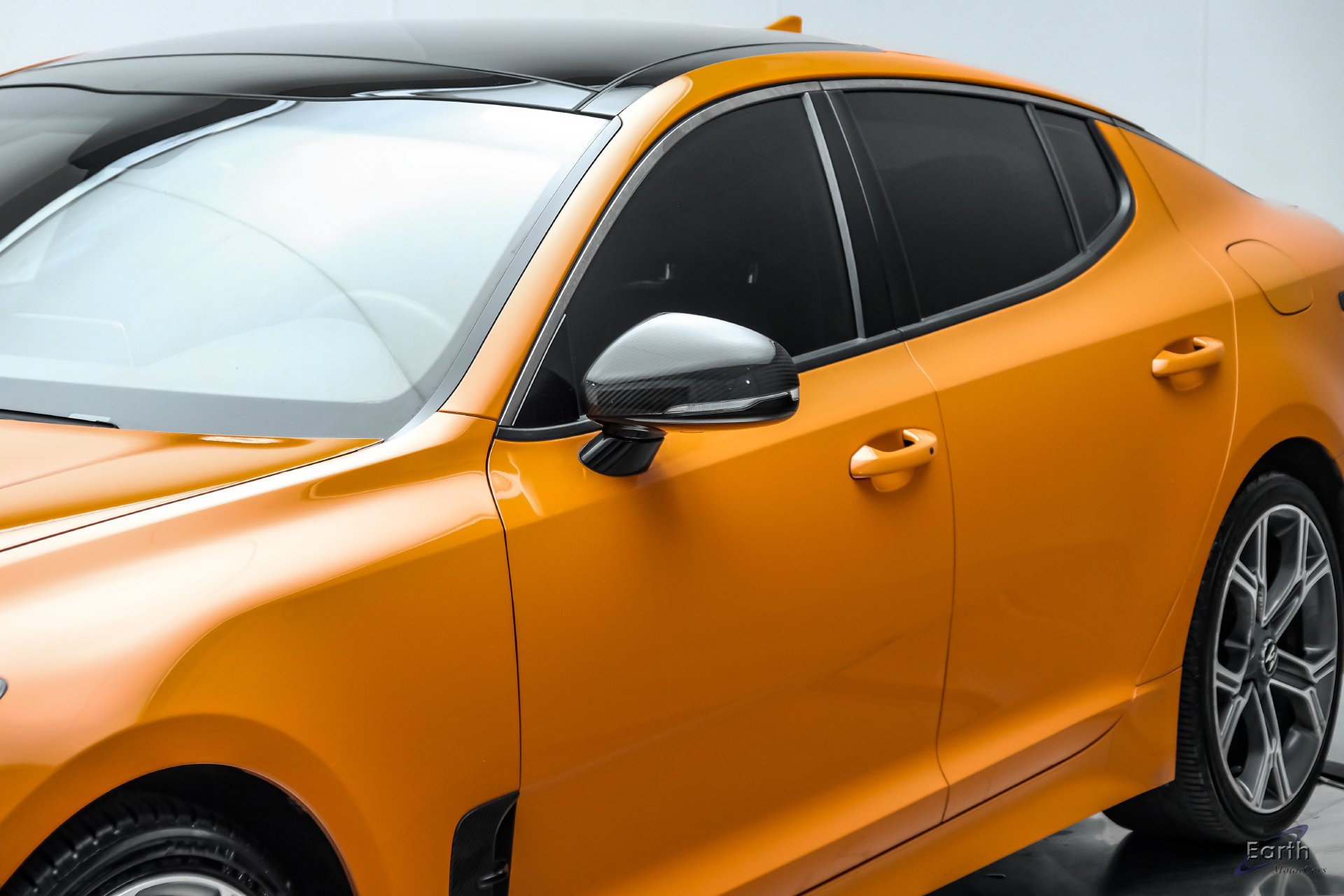 Used 2019 Kia Stinger GTS RWD image 28