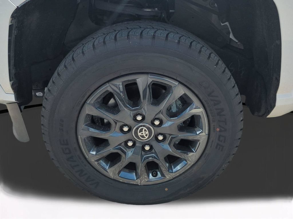 Used 2025 Toyota Tacoma SR w/ SR Upgrade Package RWD image 11