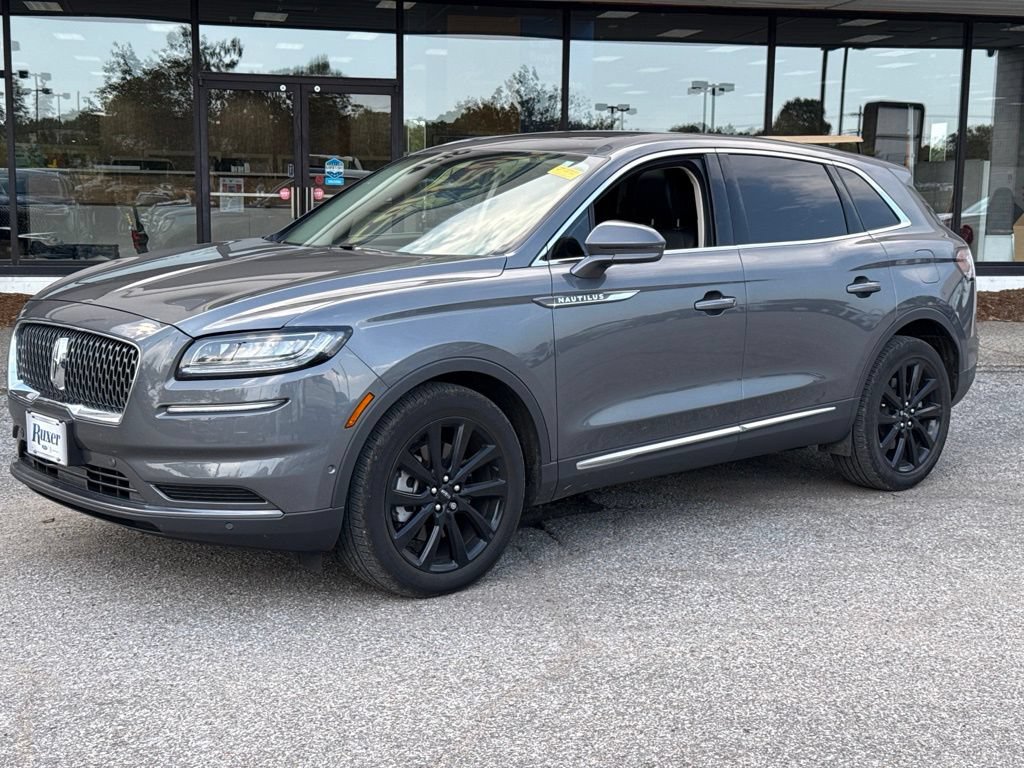 Used 2023 Lincoln Nautilus Reserve w/ Equipment Group 201A AWD/4WD image 7