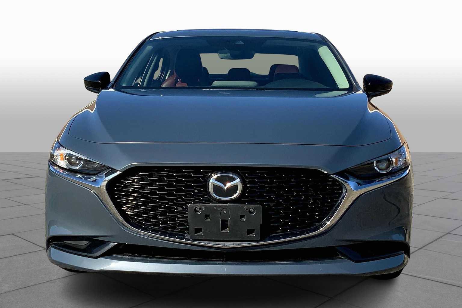 Used 2023 MAZDA MAZDA3 s image 3