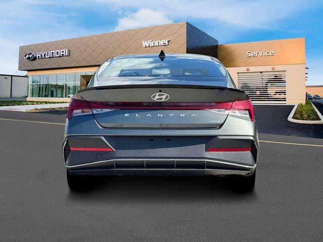 New 2025 Hyundai Elantra SEL FWD image 6