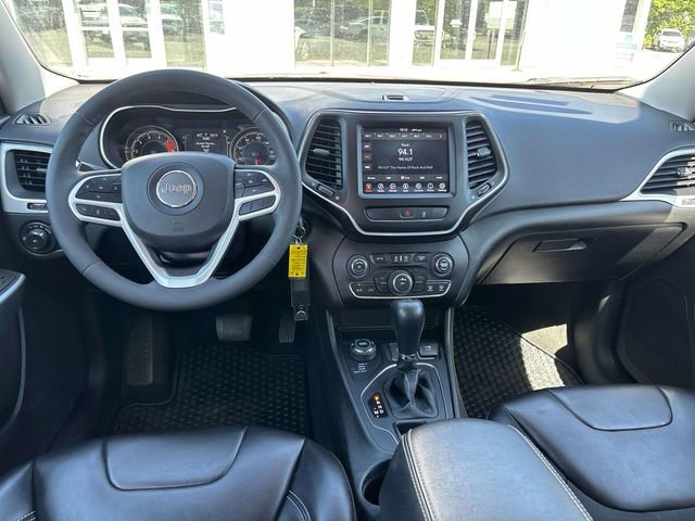 Used 2022 Jeep Cherokee Latitude AWD/4WD image 12