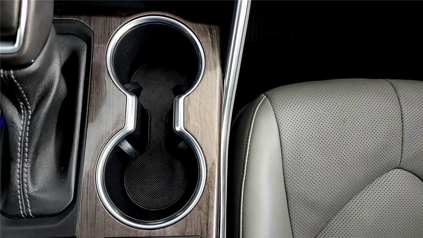 Used 2023 Toyota Highlander Limited image 35