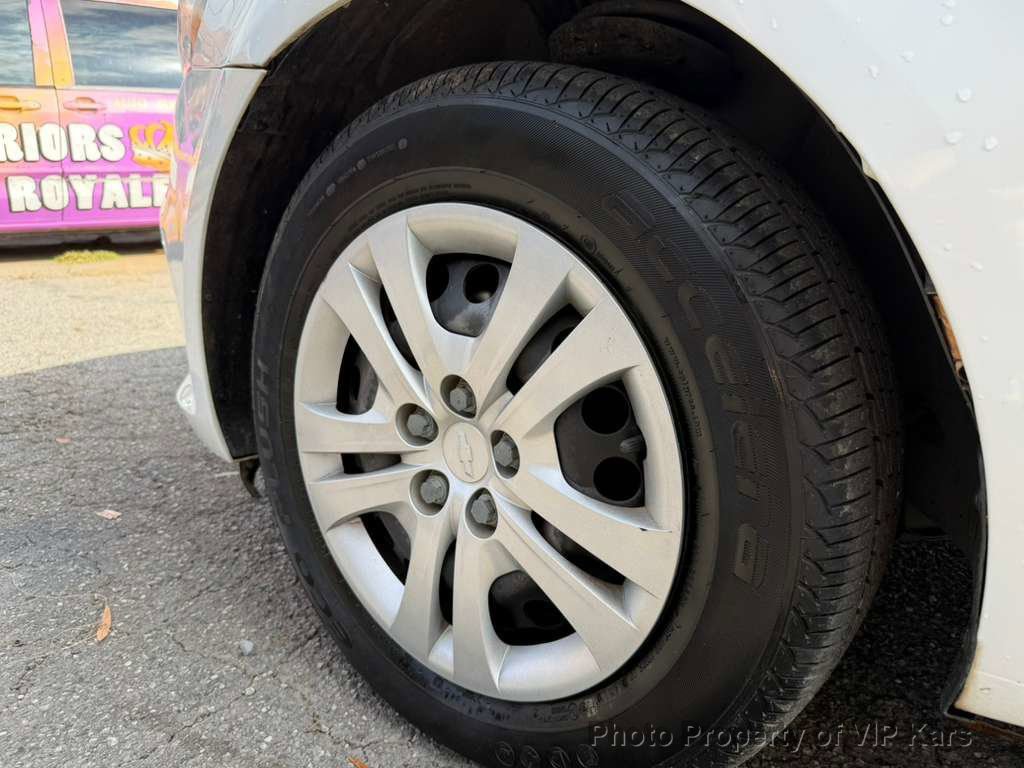 Used 2017 Chevrolet Sonic LT image 7
