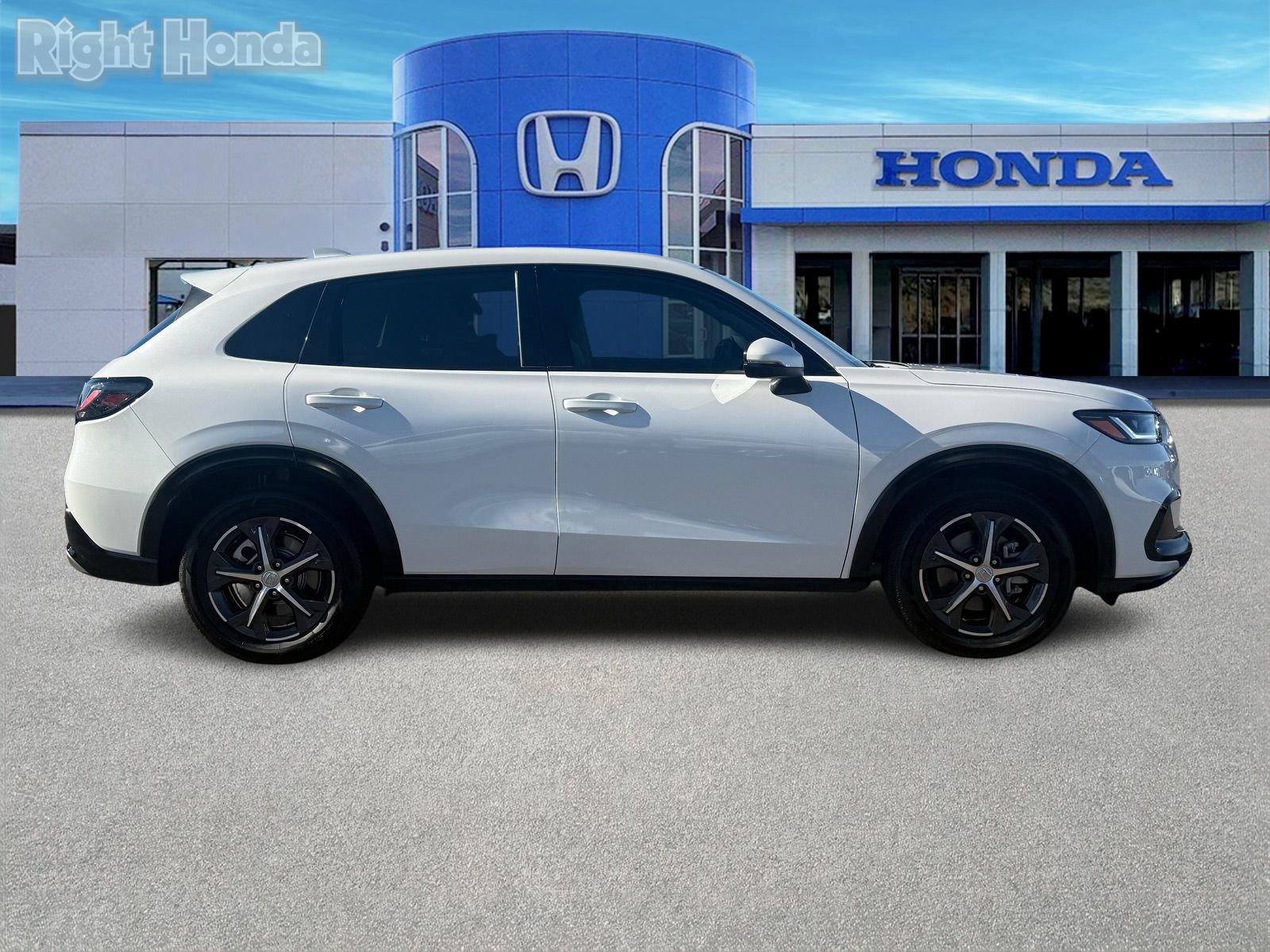 Used 2025 Honda HR-V EX-L image 9
