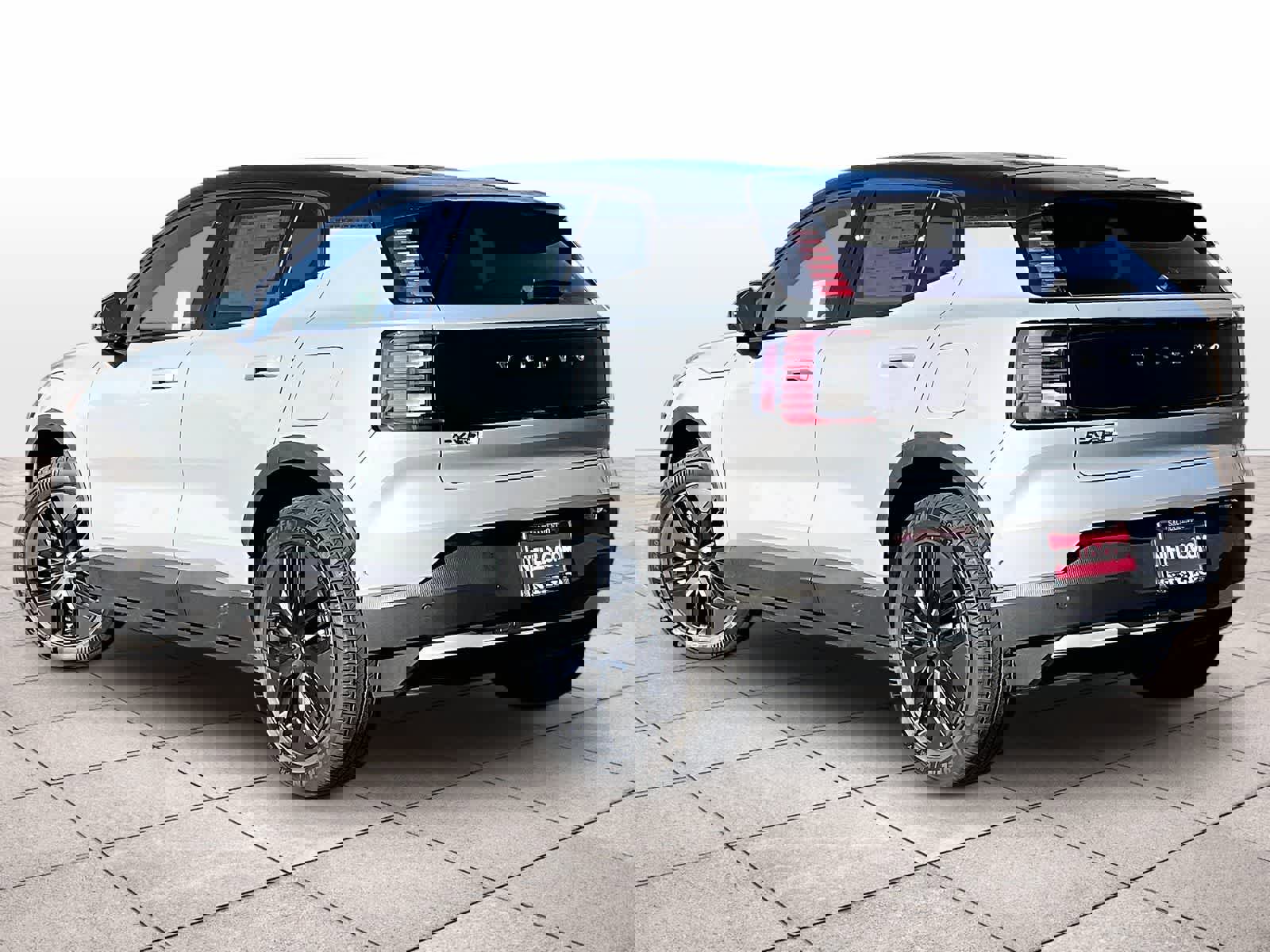 New 2026 Volvo EX30 Cross Country Ultra w/ Protection Package Premier AWD/4WD image 3