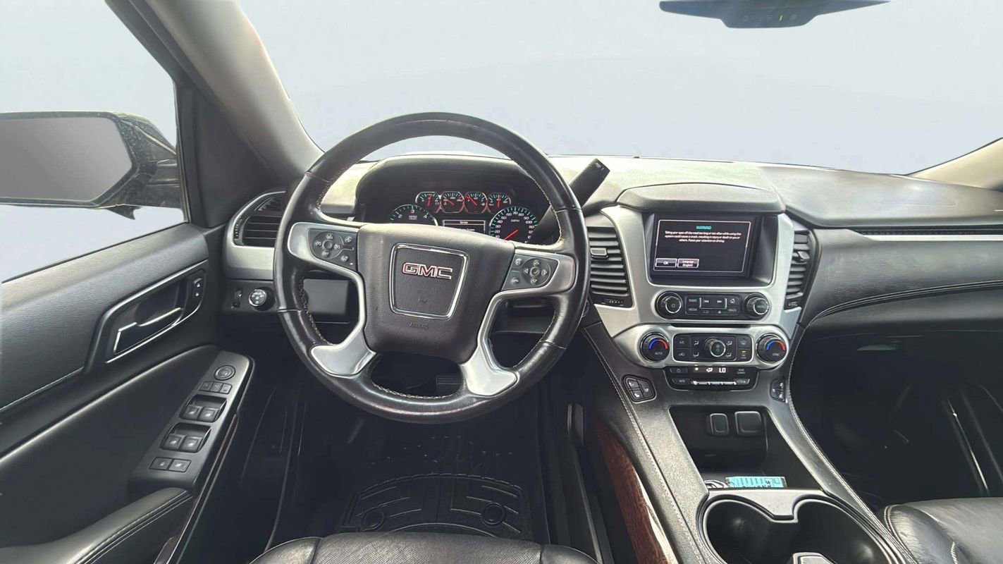Used 2017 GMC Yukon SLT image 10