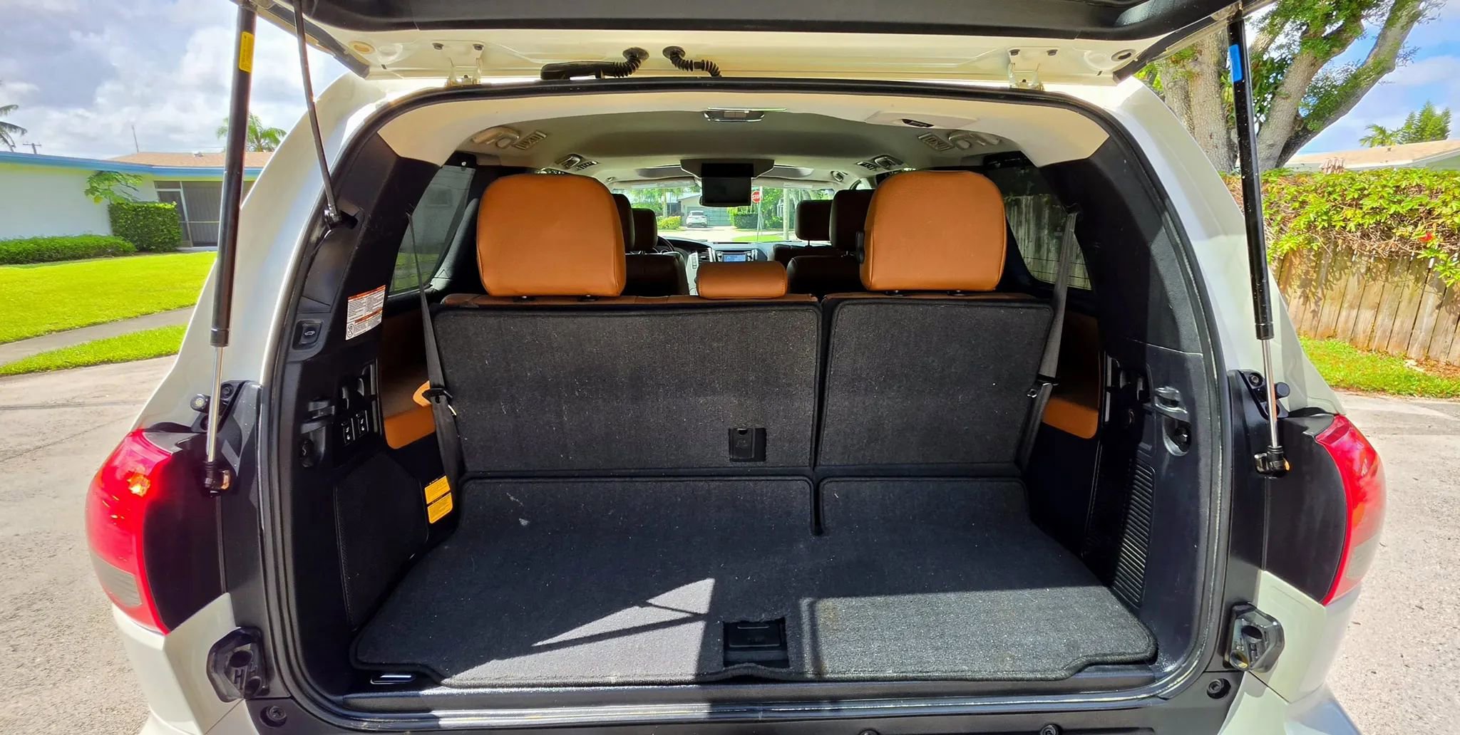 Used 2015 Toyota Sequoia Platinum RWD image 10