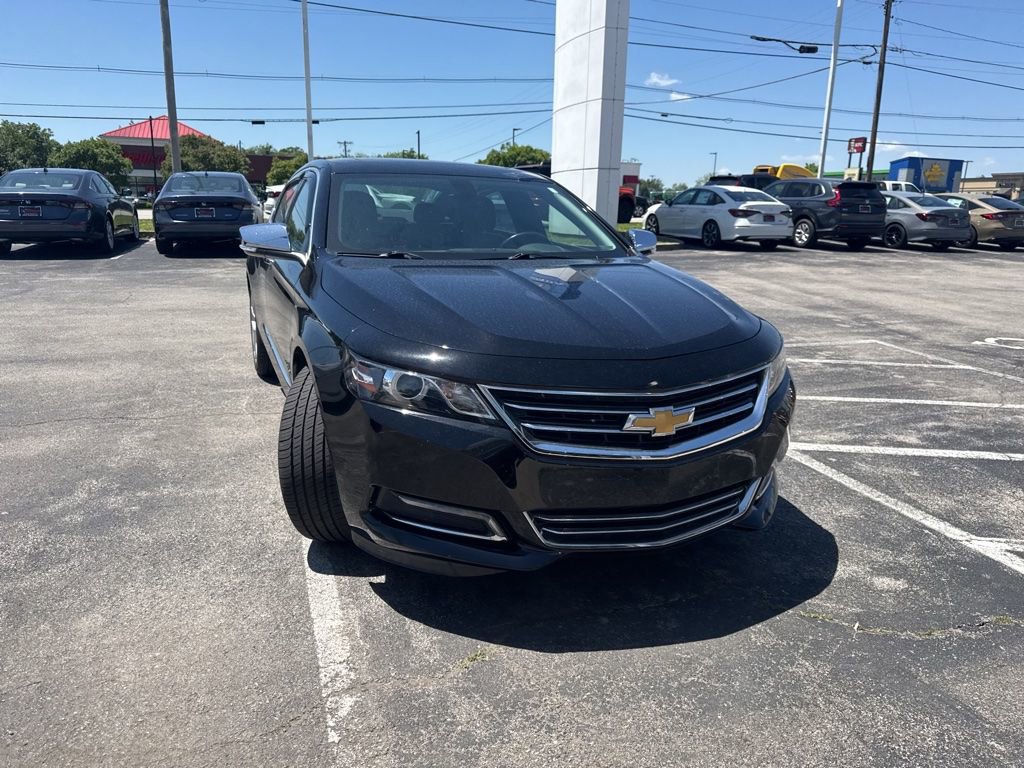 Used 2019 Chevrolet Impala Premier w/ Premier Convenience Package FWD image 4
