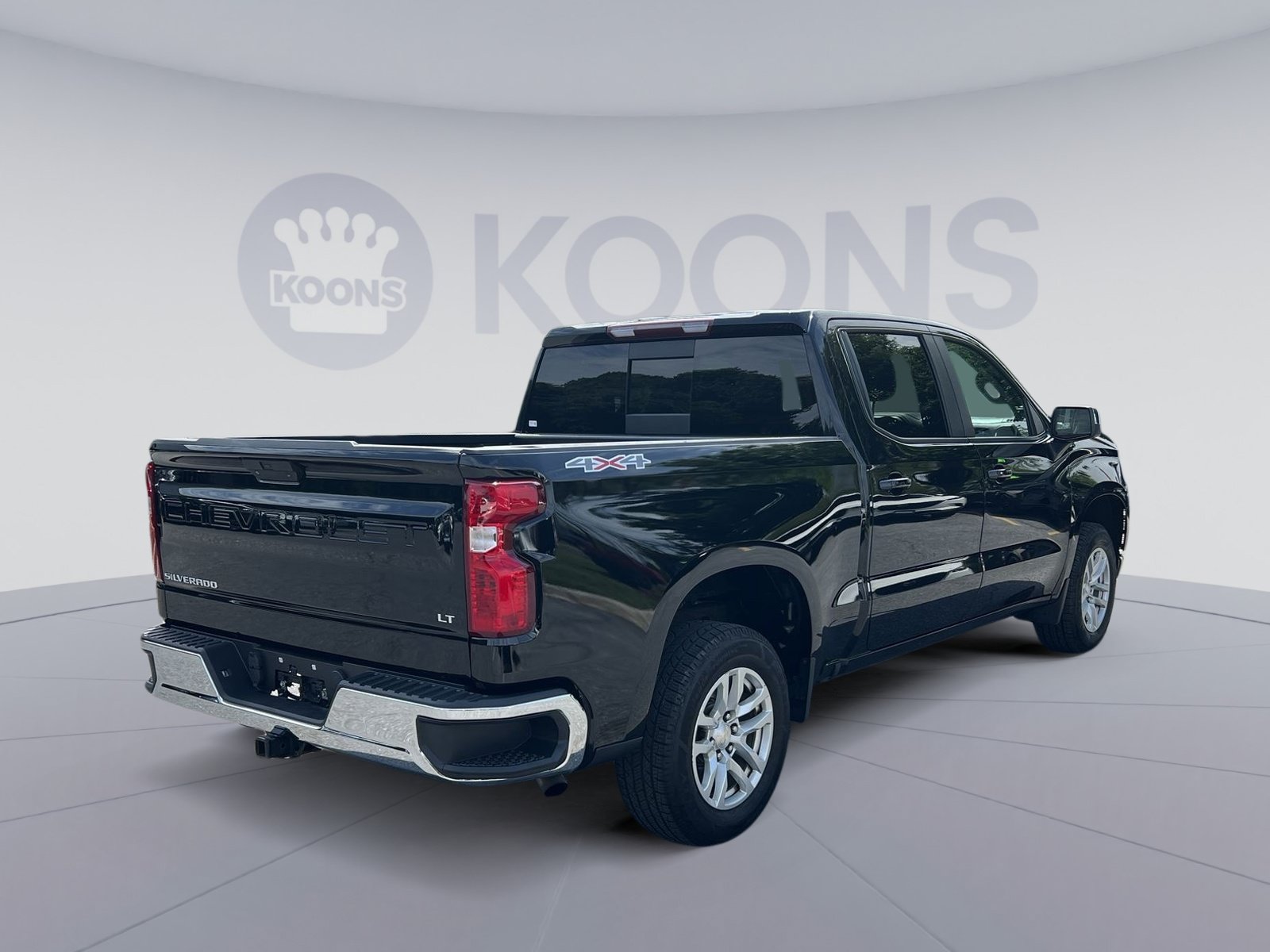 Used 2021 Chevrolet Silverado 1500 LT w/ Convenience Package II AWD/4WD image 7