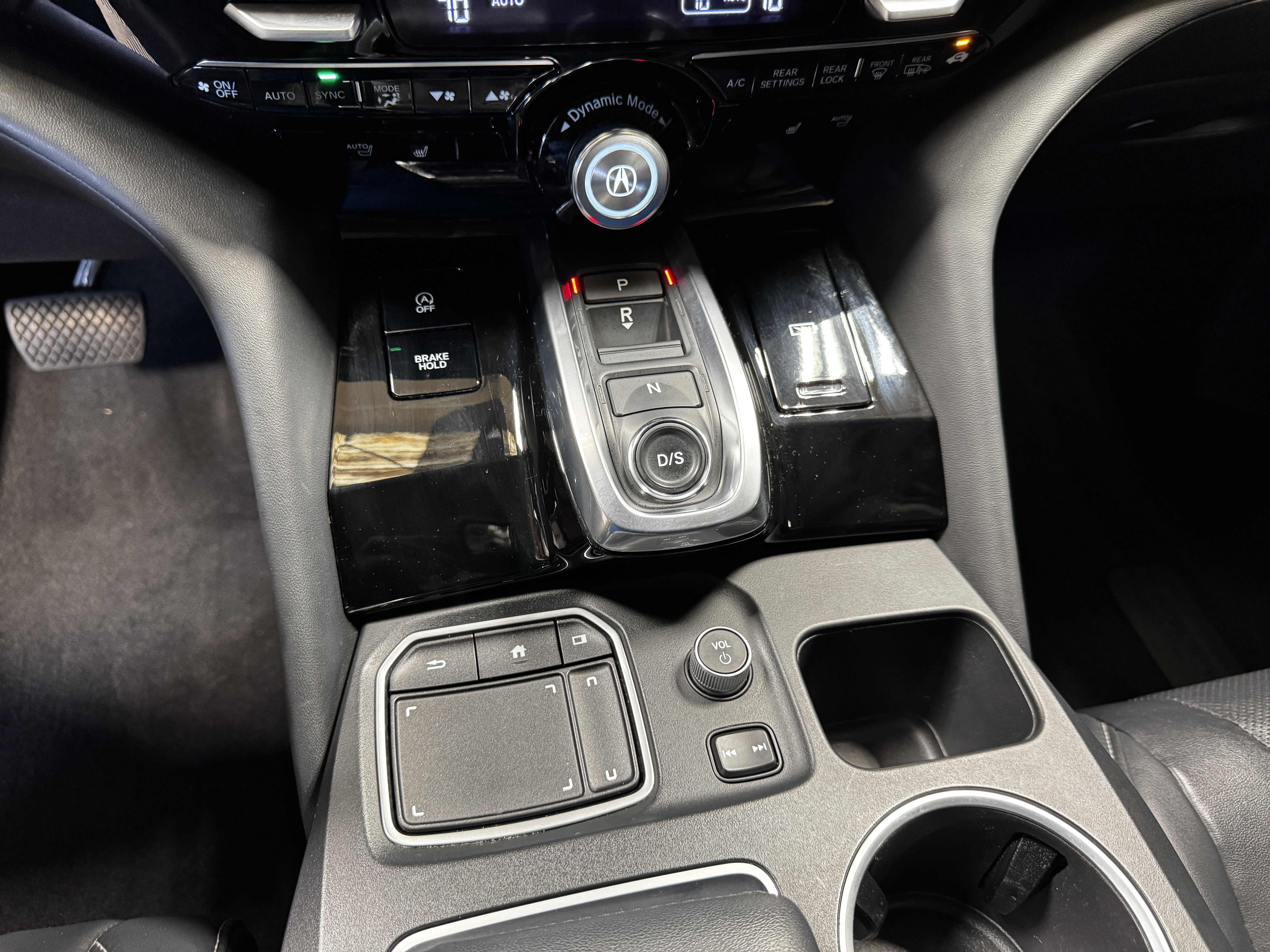 Certified 2023 Acura MDX FWD w/ Technology Package image 35