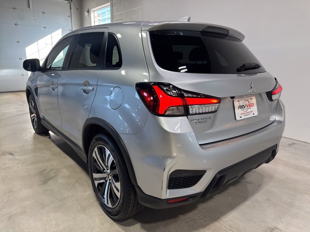 Used 2025 Mitsubishi Outlander Sport ES AWD/4WD image 3