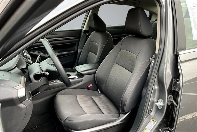 Used 2025 Nissan Altima 2.5 SV image 20