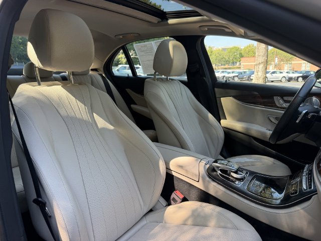 Used 2018 Mercedes-Benz E 300 4MATIC image 40