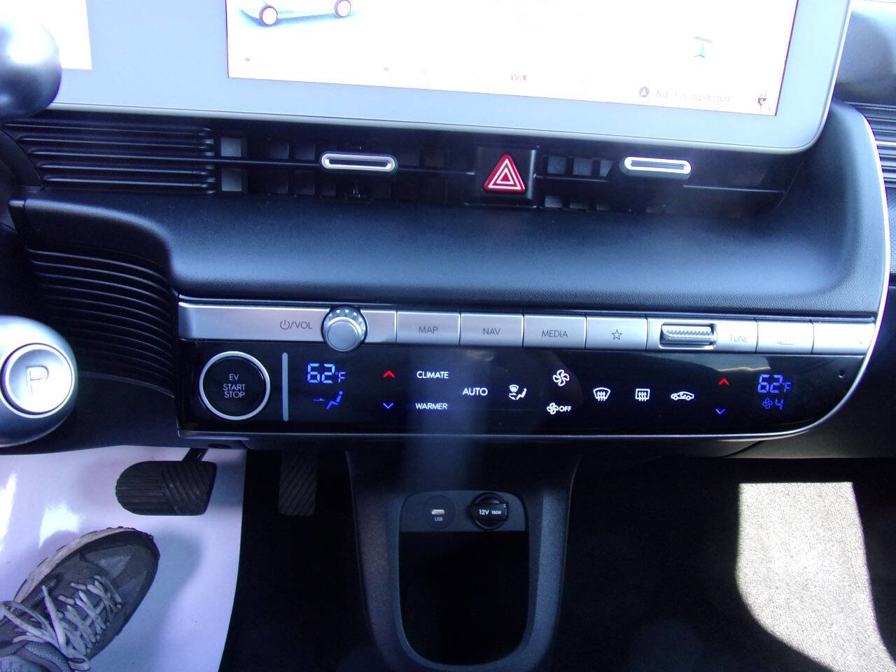 Used 2023 Hyundai Ioniq 5 SE w/ Cargo Package image 22