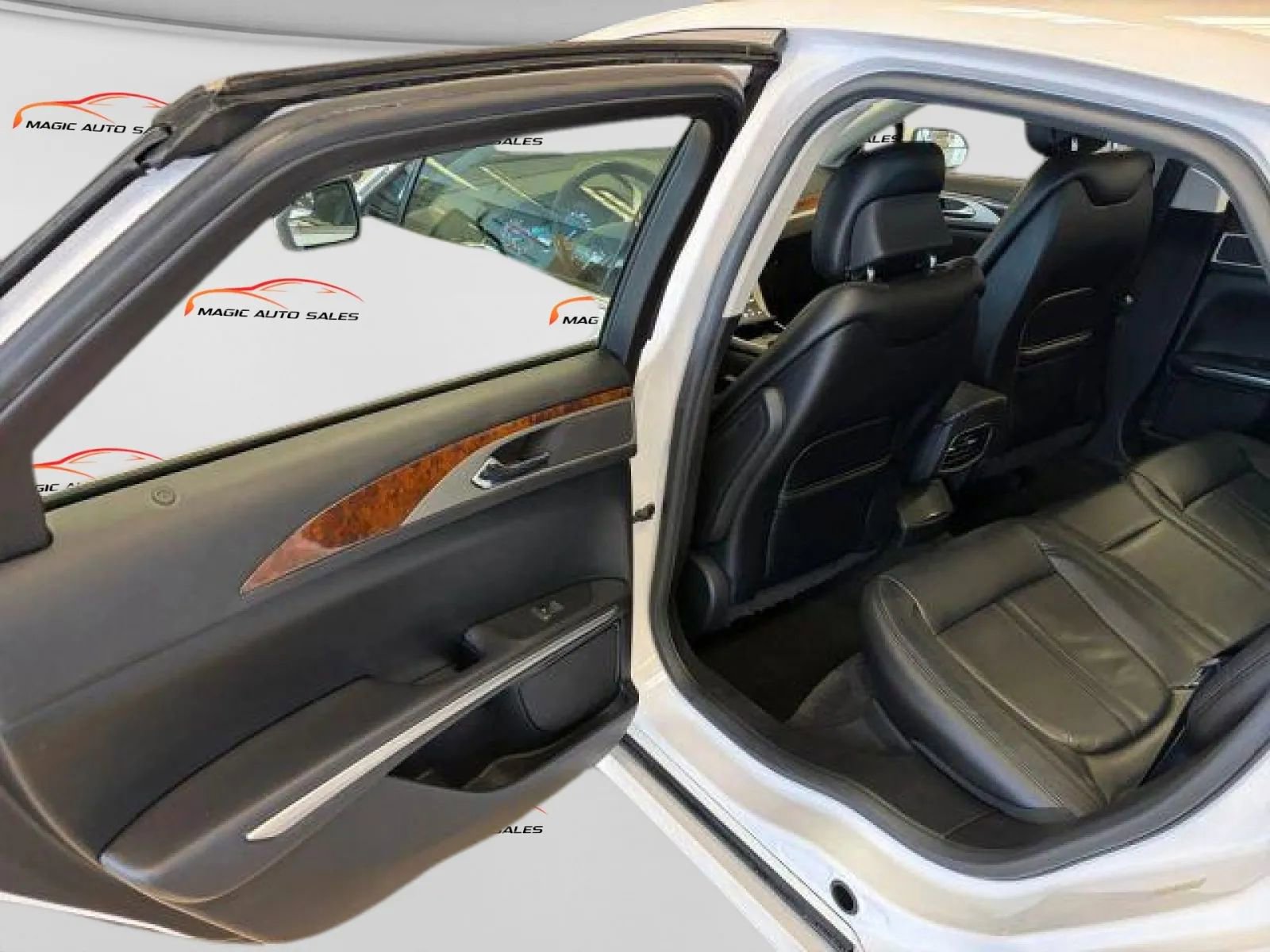 Used 2015 Lincoln MKZ AWD w/ Equipment Group 101A Select image 10