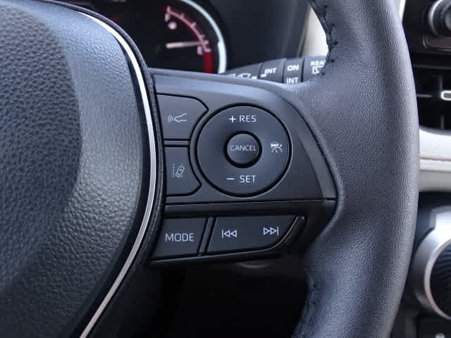 Certified 2025 Toyota RAV4 XLE Premium FWD image 36