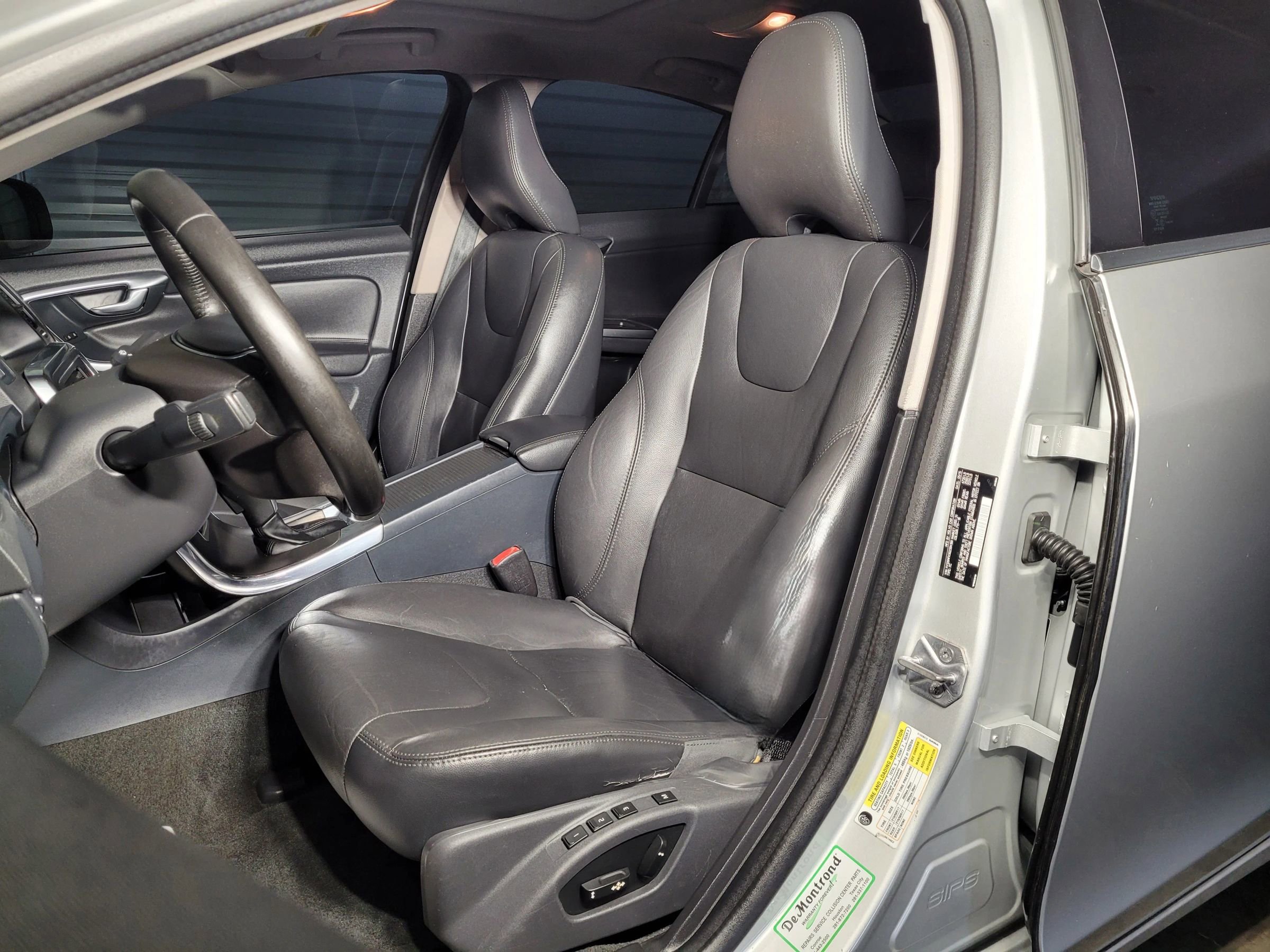 Used 2016 Volvo S60 T5 Premier image 18