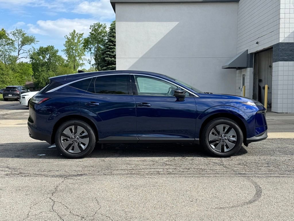 Used 2025 Nissan Murano SL w/ Cargo Package AWD/4WD image 2