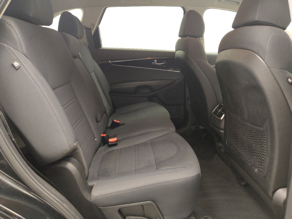Used 2018 Kia Sorento L FWD image 19