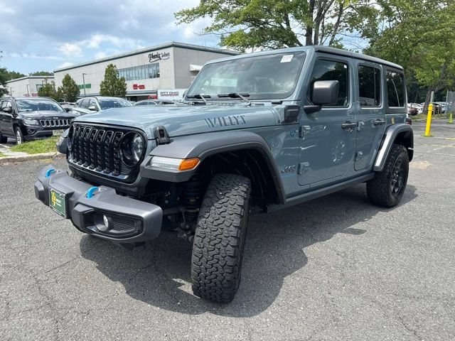Used 2024 Jeep Wrangler Unlimited AWD/4WD image 3