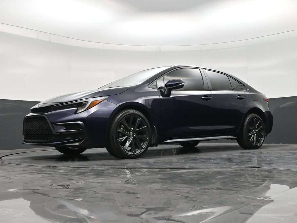Used 2025 Toyota Corolla XSE FWD image 20