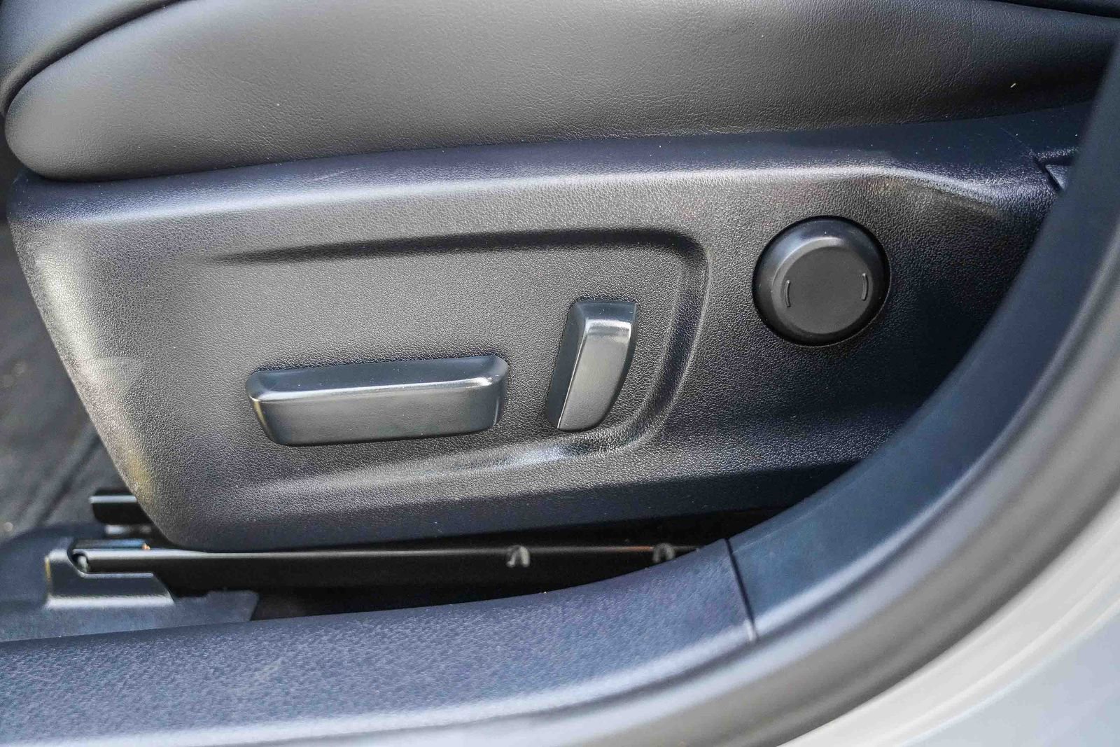 Used 2025 Lexus IS 350 F Sport RWD image 27