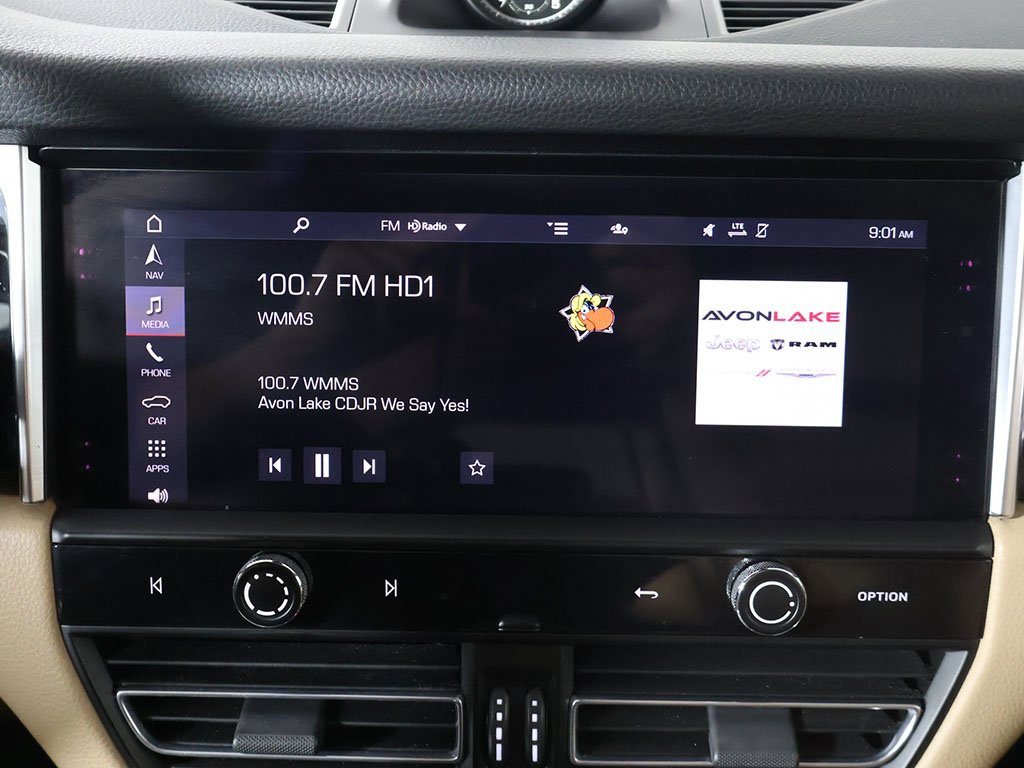 Used 2022 Porsche Macan image 42