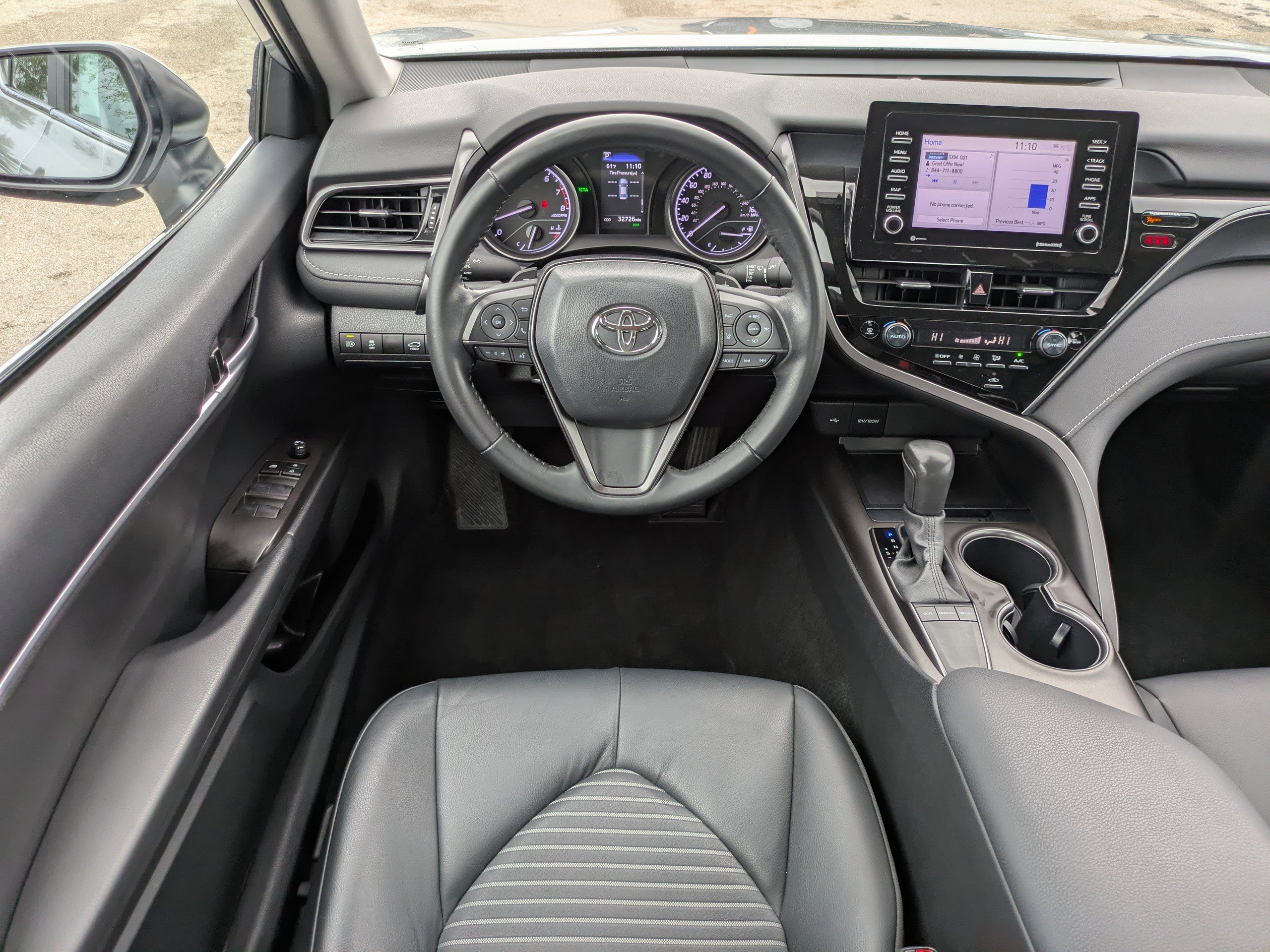 Used 2023 Toyota Camry SE image 16