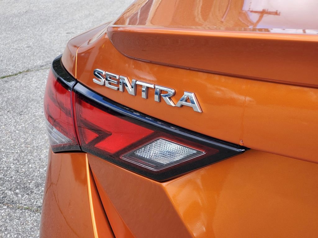 Used 2022 Nissan Sentra SR FWD image 7