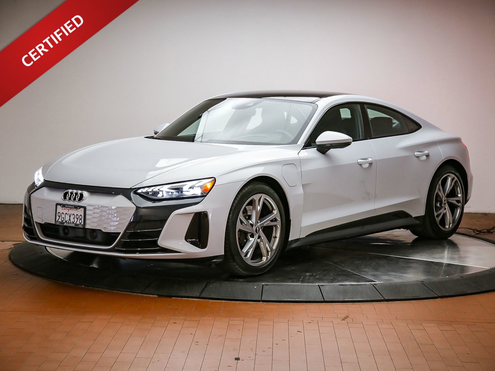 Certified 2023 Audi e-tron GT Premium Plus AWD/4WD image 1